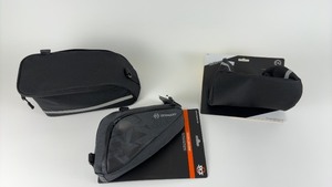lot 445 image: Set of 3 SKS Germany Bike Bags - Traveller Edge and Roll Pack HandlebarSeat Bag
