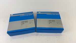 lot 686 image: Set of 2 Shimano Hydraulic Disc Brake Systems BL-MT200BR-UR300