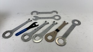 lot 712 image: Collection of 8 Park Tool Bicycle Wrenches