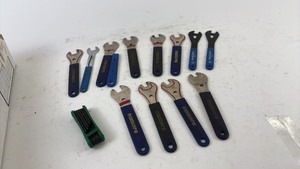 lot 718 image: Set of 12 Bicycle Repair Tools by Cyclopro