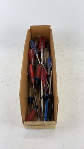 lot 720 image: Collection of Assorted Screwdrivers in Box