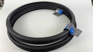 lot 154 image: Set of 2 Schwalbe Hurricane 700x42c Bicycle Tires