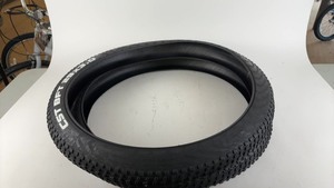 lot 177 image: Pair of CST BFT 29x3.0 Bicycle Tires