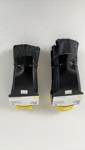lot 222 image: Set of 2 Urban 27 x 1 14 Bicycle Tires (ISO 630)