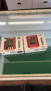 lot 281 image: CatEye Padrone Wireless Cycling Computers - Set of 2