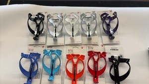 lot 350 image: Set of 10 Bontrager Elite Bike Cages in Assorted Colors