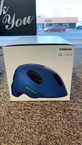 lot 426 image: TREK Little Dipper Toddler Helmet in Alpine Blue