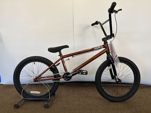 lot 32 image: DK Aura BMX Bicycle - NEW - $329 MSRP