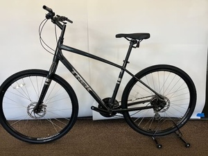 lot 70 image: Trek Hybrid Bike with Shimano Components and Disc Brakes