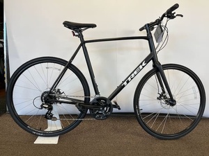lot 25 image: Trek FX1 XXL CityTrekking Bike - NEW - $699 MSRP
