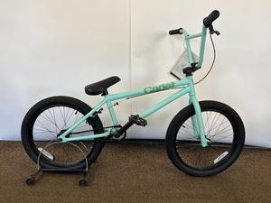 lot 29 image: Verde Cadet BMX Bike - NEW - $349 MSRP
