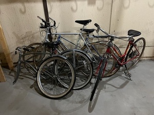 lot 55 image: Lot of 4 Vintage Road Bicycles