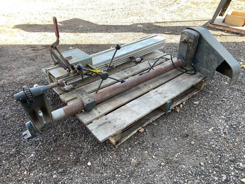 lot 940 image: Wood Lathe and Duplicator