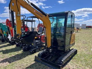lot 4192 image: 2024 AGT Mini Excavator (QNT30)