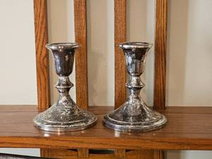lot 36 image: Towle Sterling Weighted Candle Holders