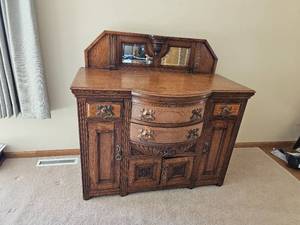 lot 18 image: Beautiful Victorian Sideboard with Copper Drawer Pulls