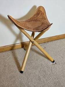 lot 288 image: Tooled Leather Camping Stool