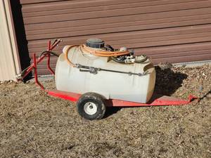 lot 422 image: Lawn & Garden Sprayer