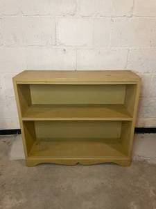lot 418 image: Primitive Yellow Cubbie Shelf