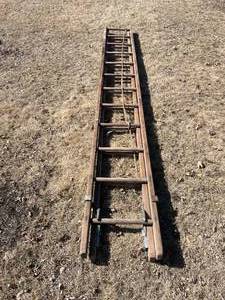 lot 351 image: Antique Wooden Extension Ladder