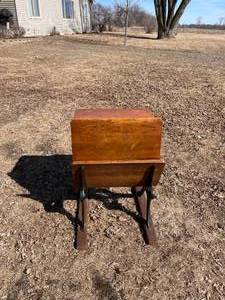 lot 213 image: Charming Primitive Student Desk