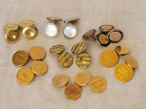 lot 144 image: Vintage Cuff Link Collection