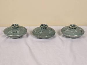 lot 265 image: Peaceful Crane Korean Celadon Vase Set - (3)