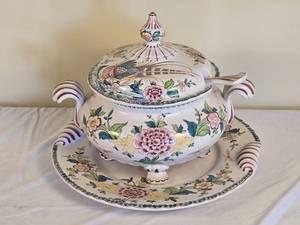 lot 258 image: Darling Vintage Handpainted Portuguese Punch Bowl