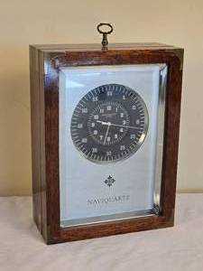 PATEK PHILIPPE Naviquartz Chronometer Desk Clock - No. 700114