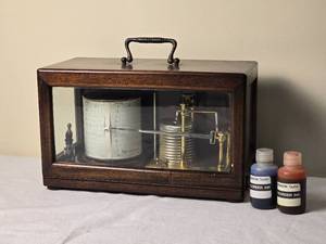 lot 87 image: Vintage Short & Mason Marine Barograph