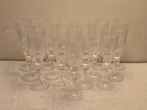 lot 306 image: Sparkling Vintage Rogaska Crystal Champagne Flute Set - (16)