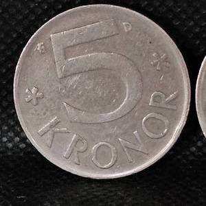 lot 34 image: 2-5 Kronor, 1987,1988
