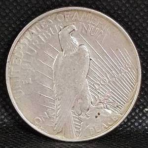 lot 50 image: 1922 Peace Dollar