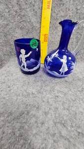 lot 72 image: Mary Gregory Glass and Cruet in Cobalt Blue