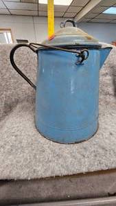 lot 85 image: Vintage Enamal Coffee Pot