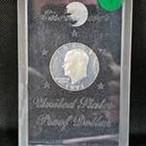 lot 137 image: 1971 Eisenhower Proof Silver Dollar
