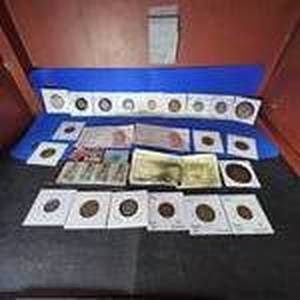lot 154 image: Lot of 19 Foreign Carded CoinsStamps. Paper Money