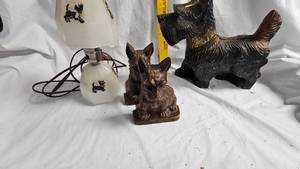 lot 20 image: Scotty Dog Lot, Statue, Lamp, Book Ends