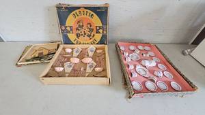 lot 28 image: Toy Tea Sets