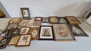 lot 40 image: Vintage Picture Lot