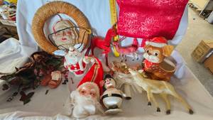 lot 47 image: Vintage Christmas Lot