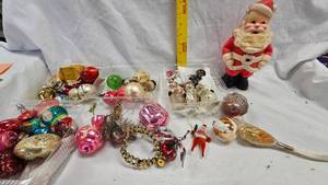 lot 79 image: Vintage Christmas Ornaments