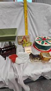 lot 120 image: Kids Cake Carrier, tin toy, Chicken, Dog Planter, 1990 Stamp Ornament