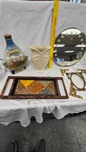 lot 111 image: Serving Tray, Mirror, Mt Rushmore Bottle, USA Pottery Vase