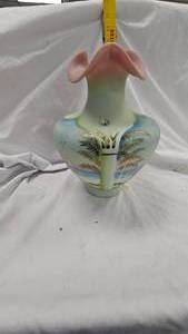 Fenton Vase, Beautiful Piece