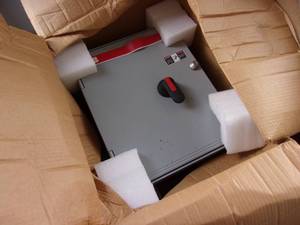 lot 84 image: ABB 200 Amp 3 Pole Disconnect Encloser (UNUSED)