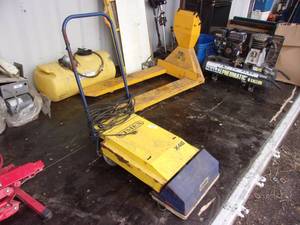 lot 94 image: Cimex X46 Escalator Cleaner (Works)