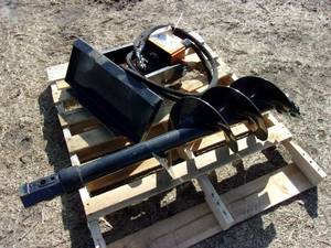 lot 7 image: Wolverine Mini Skid Auger (UNUSED)