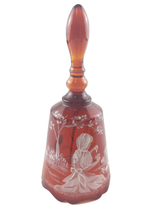 lot 26G image: FENTON 6.5 Mary Gregory Loves me, Loves Me Not Bell