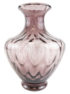 lot 4A image: 11 FENTON Amethyst Ribbed Vase